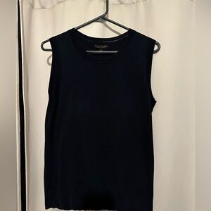 Banana Republic barely worn navy stretch cotton tank. Great for biz casual!